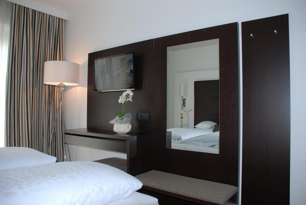 Aparthotel Pichler Colle Isarco Quarto foto